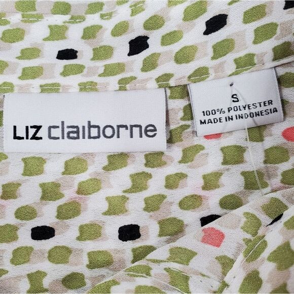 🔸️NWT Liz Claiborne Green Print Button Long Sleeve Top Small - Picture 9 of 10